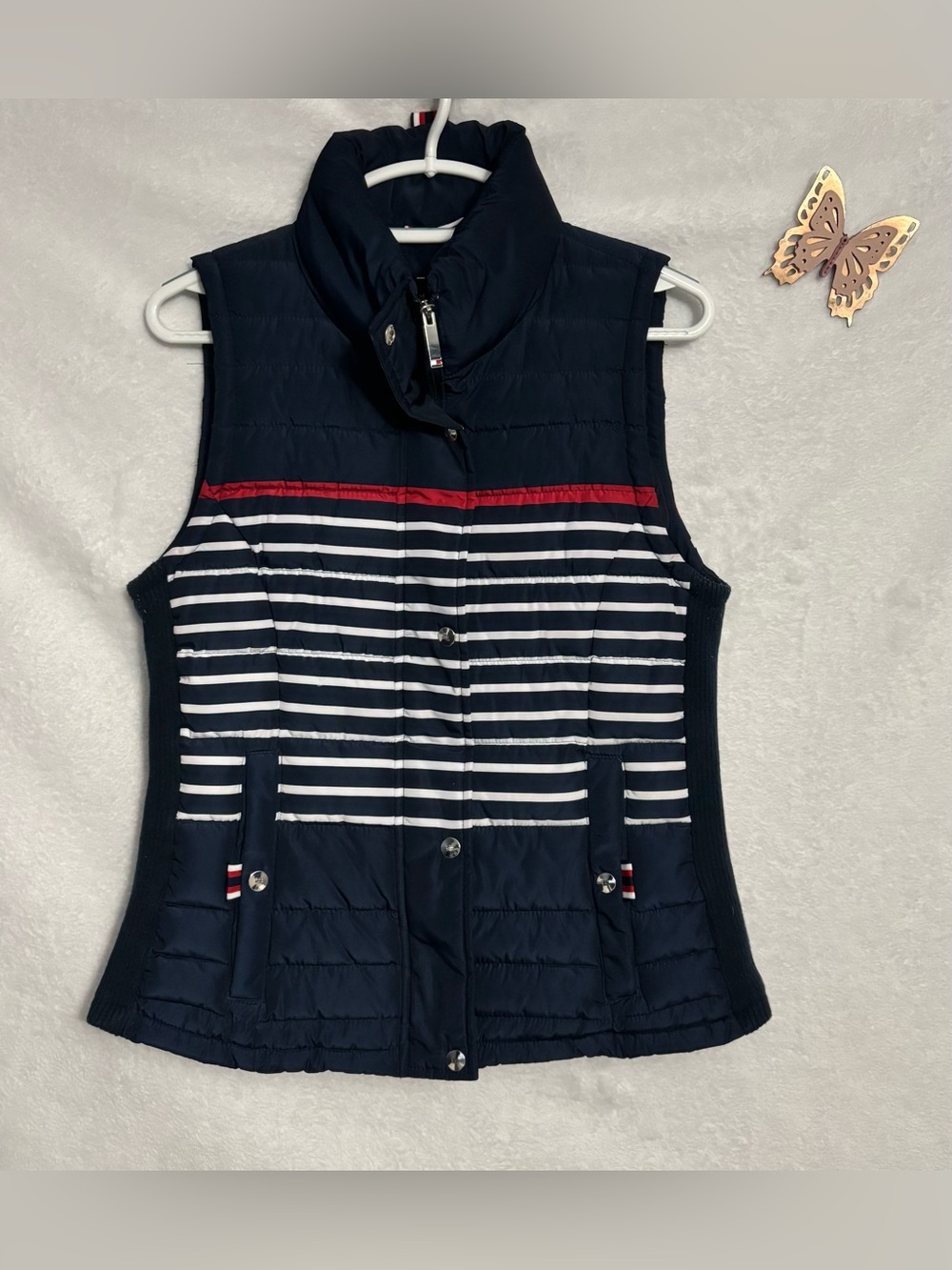 Tommy Hilfiger Women’s Navy, White & Red Quilted Striped Vest Size S/P